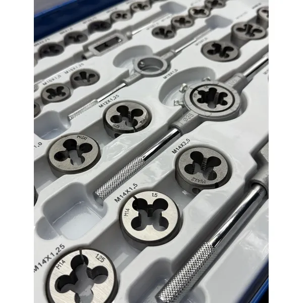 Набор метчиков и плашек М2 - М18 (110 предметов) в металлическом кейсе t023748  (Фото 4)