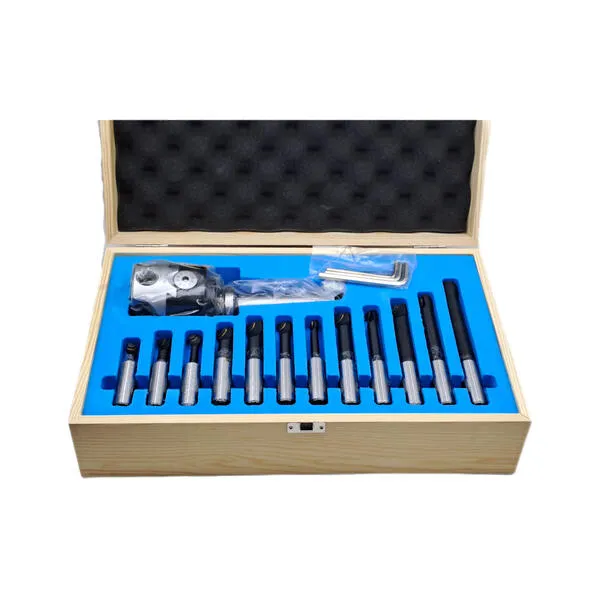 Головка расточная ф 75 мм, D расточки 12-120 мм, с хвостовиком КМ4, с комплектом резцов из 12-ти шт. t020248  (Фото 3)