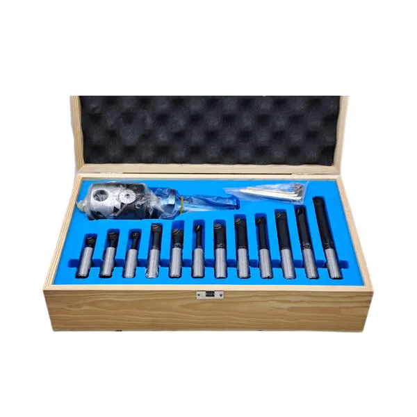 Головка расточная ф 75 мм, D расточки 12-120 мм, с хвостовиком 7:24 NT40 (DIN 2080, М16х2.0), с комплектом резцов из 12-ти шт. t020249  (Фото 3)