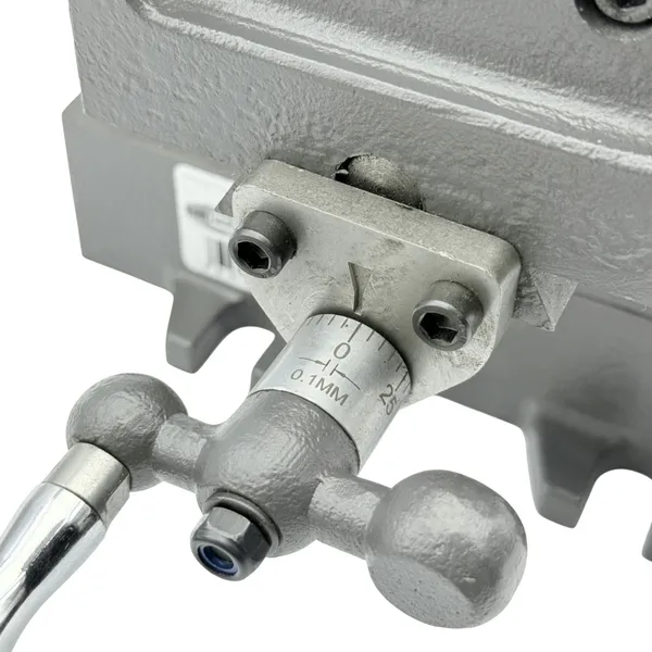 Тиски станочные координатные с 2-мя суппортами неповоротные L губок 100 мм, серия Q97100 t025894  (Фото 8)